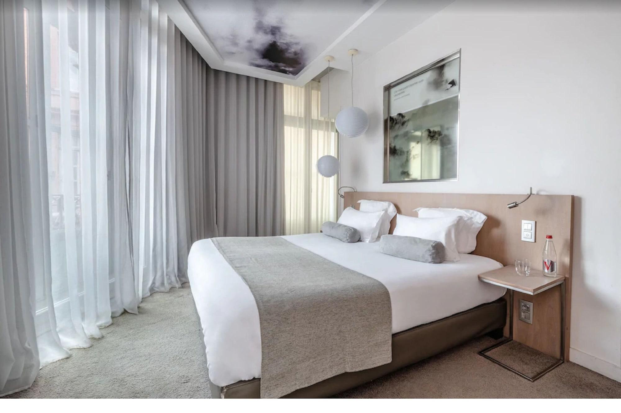 Le Grand Balcon Hotel