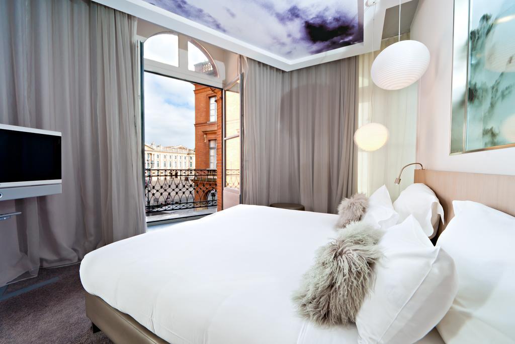 Le Grand Balcon